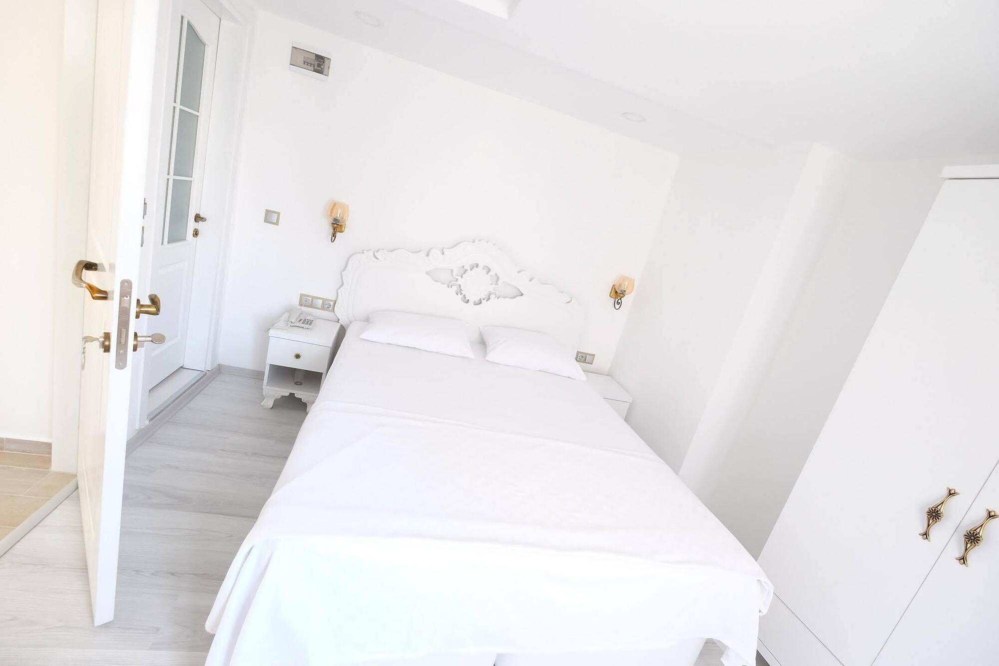 Bugra Alacati (Adults Only) Ngoại thất bức ảnh